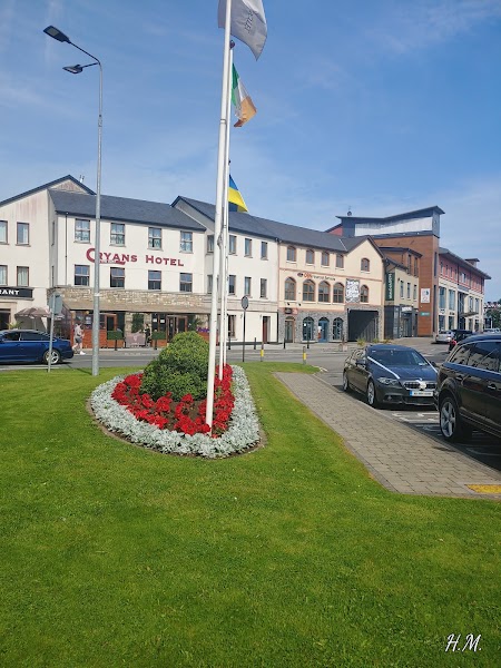 Cryans Hotel
