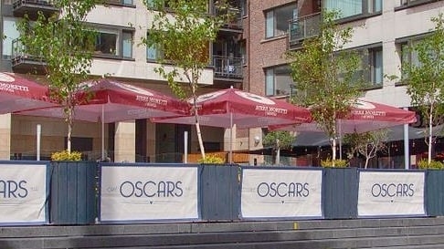Oscar's Cafe Bar