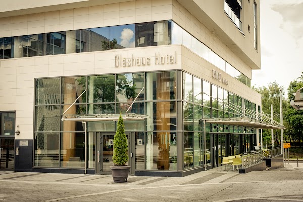 The Glasshaus Hotel