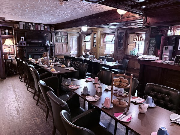 Gertie Brownes Bar & Bistro