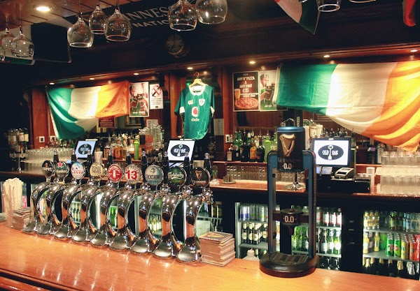 The Oak Bar