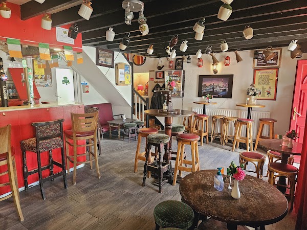 The Beehive Bar