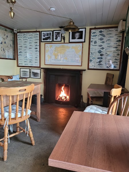 Caseys Bar