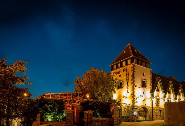 The Dinn Ri Hotel