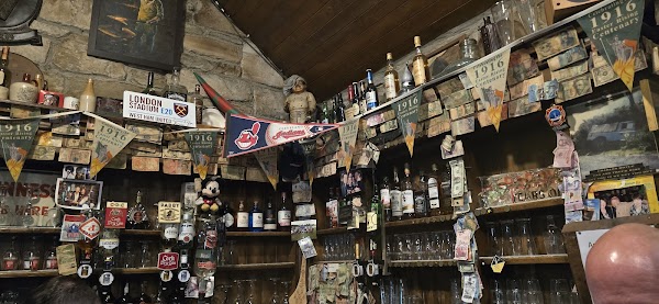 Lynotts Bar