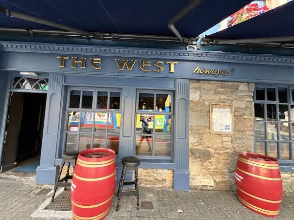 The West Bar And Restaurant