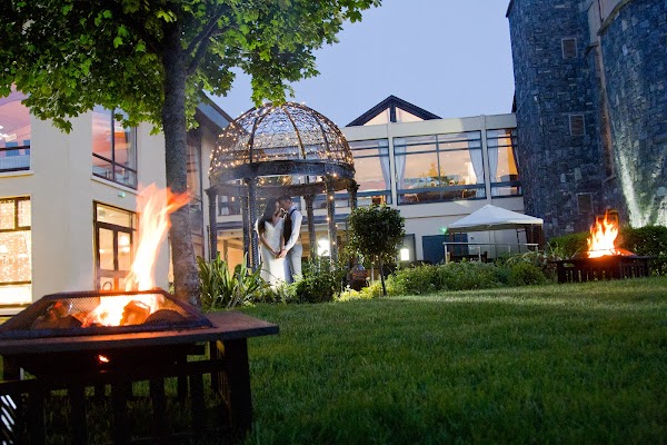 Westport Woods Hotel
