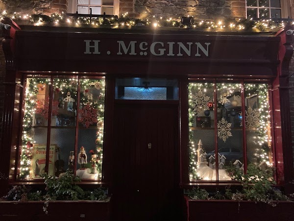 McGinns Bar And Lounge