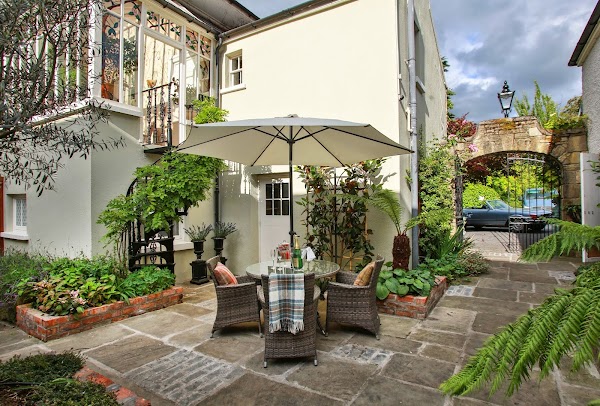 Raheen House Hotel