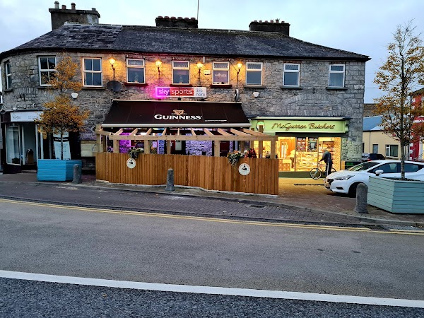 The Castle Sport Bar And Lounge