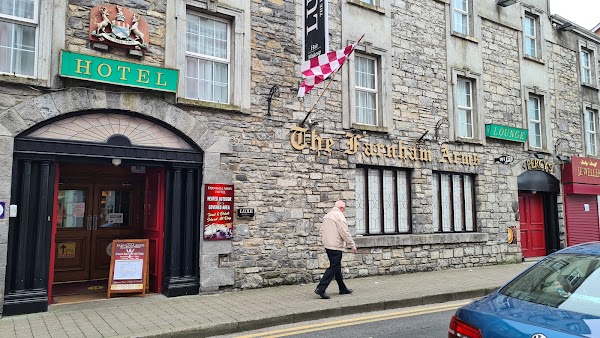 Farnham Arms Hotel