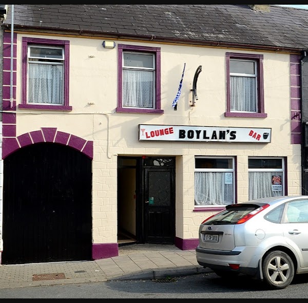 Boylans Bar And Lounge