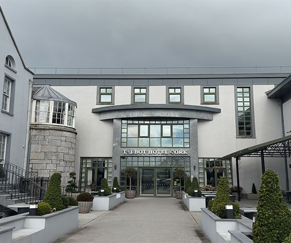 Oriel House Hotel