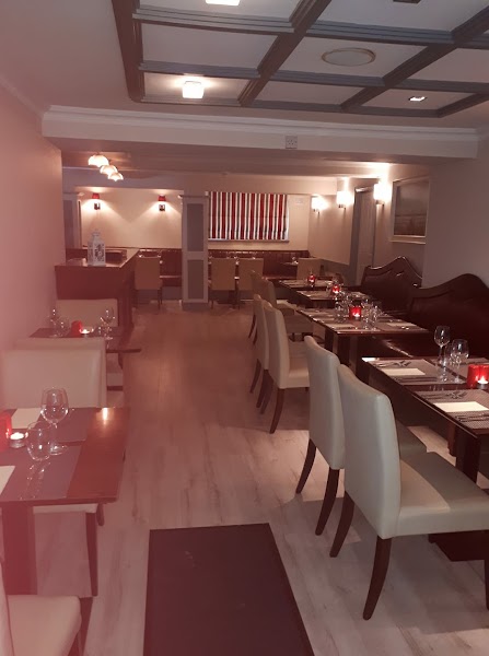 Five Mile Inn