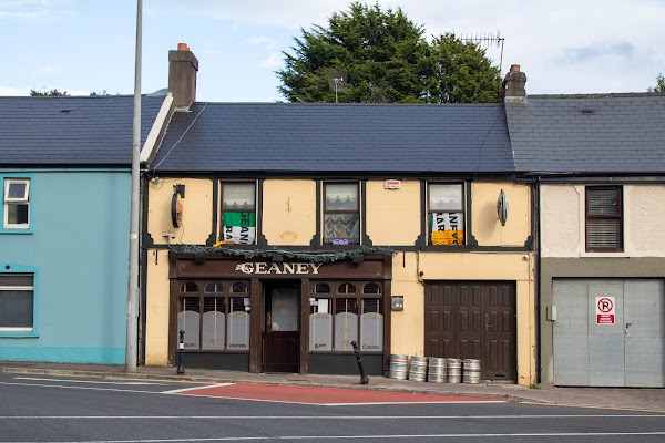 Geaneys Public House