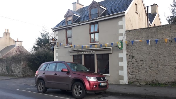 Hally's Bar