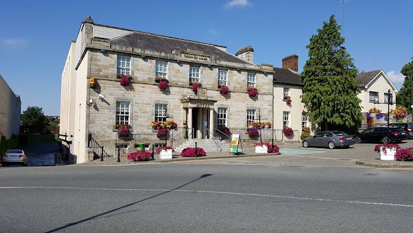 Shirley Arms Hotel