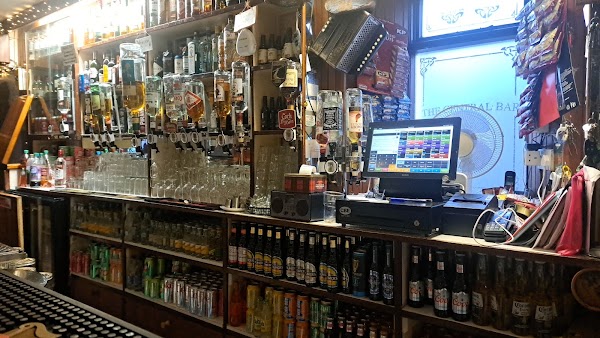 Evelyns Central Bar