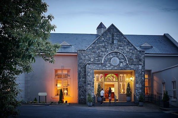 Woodstock House Hotel
