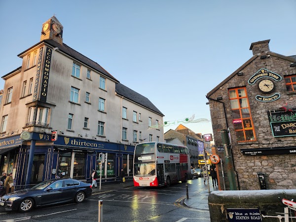 Garveys Bar