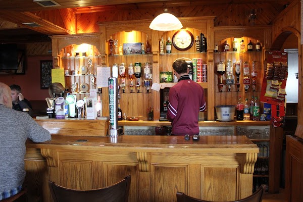 Gill's Bar