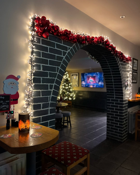 Cortoon Inn