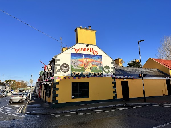 Hennelly's Bar