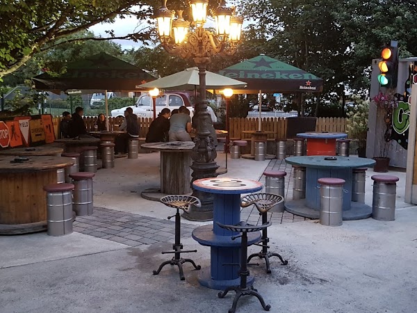 Glynn's Bar
