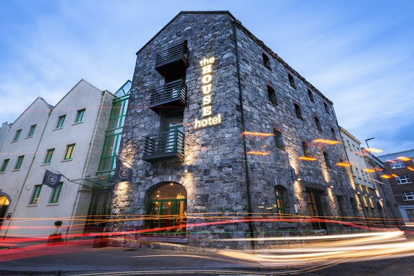 The House Hotel