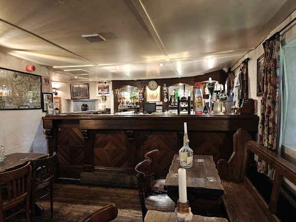 The Crosskeys Inn