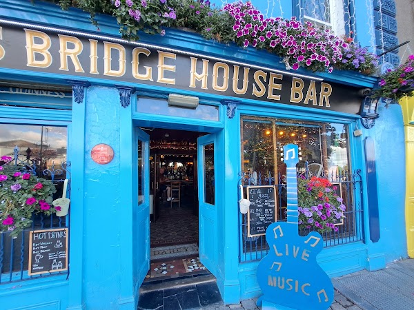 Tynan's Bridge House Bar