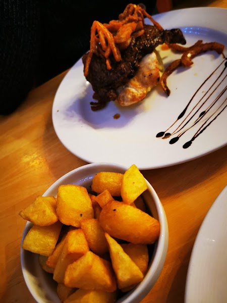 Coyles Bar And Restaurant