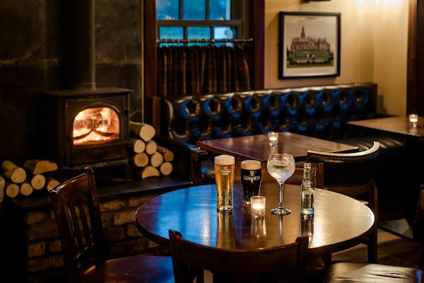 Nevilles Cross Inn