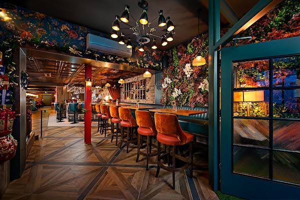 Maggie Choo's