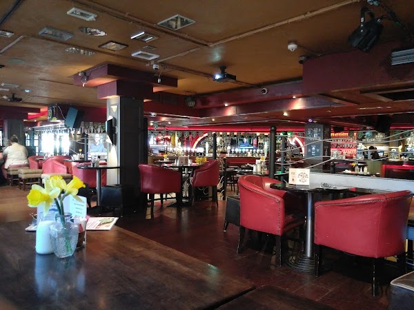 Smyths Bar And Icon Club