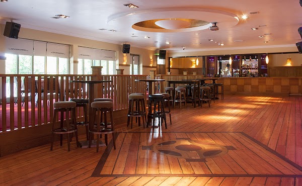 The Grasshopper Inn