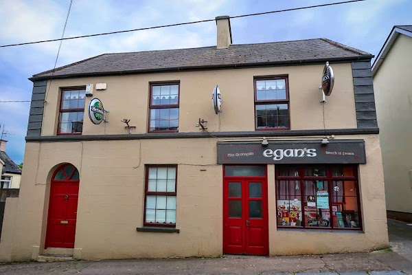 Egans Bar Teach Mhic Aogain