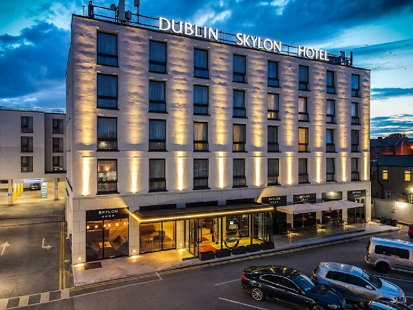 Skylon Hotel