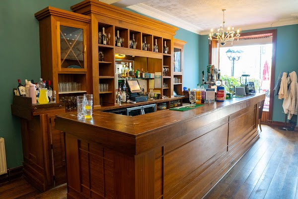 On The Town Restaurant