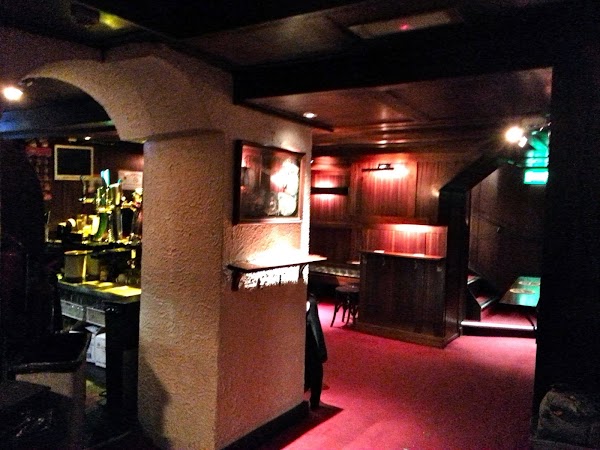 The Dawson Lounge