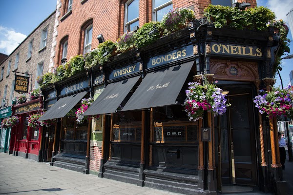 O'Neills Victorian Pub And Townhouse