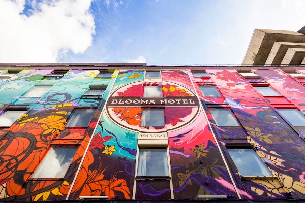 Blooms Hotel/ The Vathouse Bar Of Temple Bar/ Club M