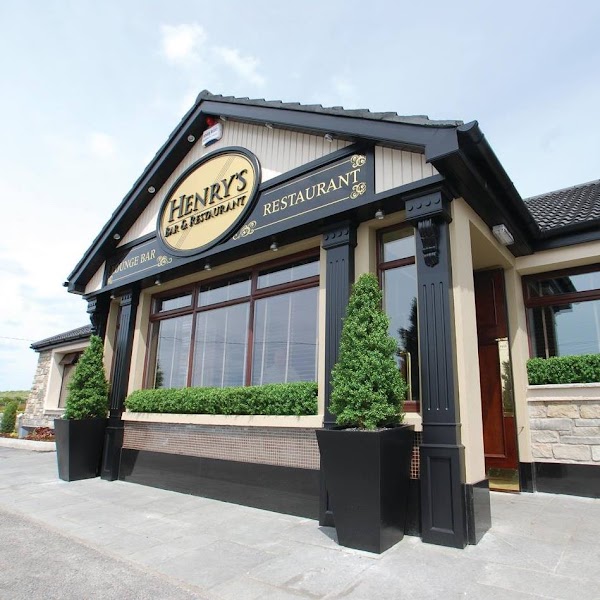 Henrys Bar And Restaurant