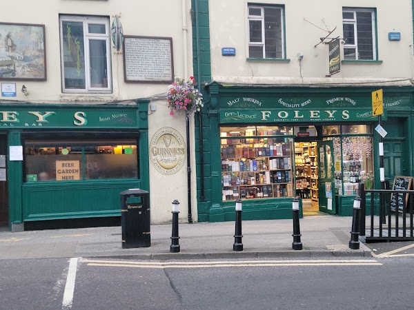 Foley's Bar & Off Licence