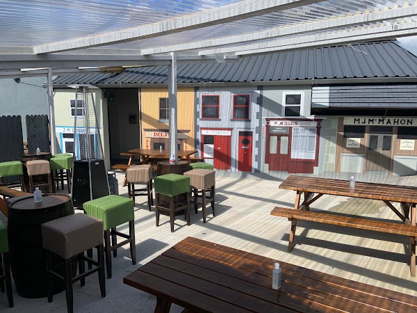 Macs's The Stand Bar