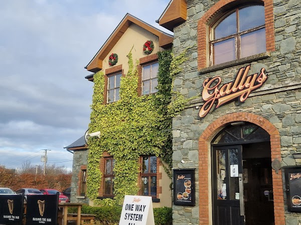 Gally's Bar And Restaurant