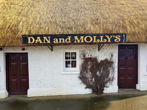 Dan And Molly's
