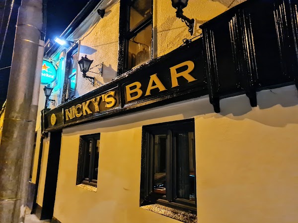 Nicky's