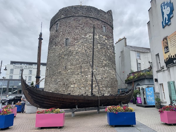Reginald's Tower Bar And Restaurant Limited