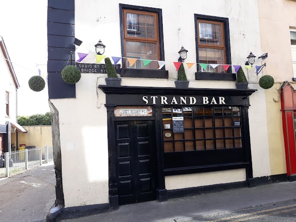 Strand Bar